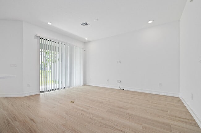 Photo - 5151 San Martino Dr