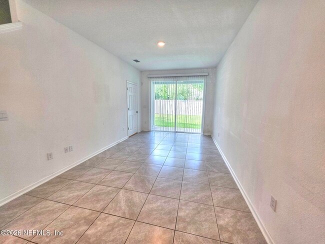 Photo - 3972 Vlg Vw Ln