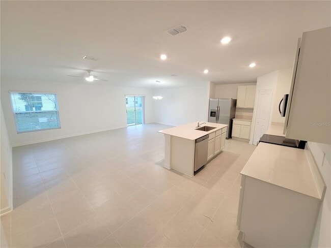 Photo - 3007 Totem Rd