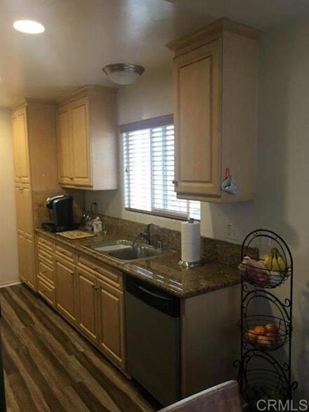 Photo - 7064 Amherst St