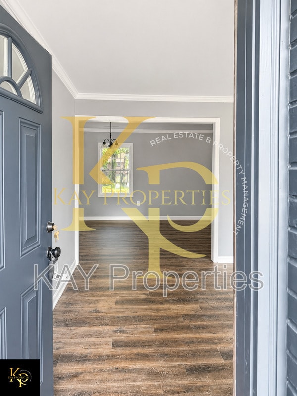 Photo - 1828 Windsor Dr