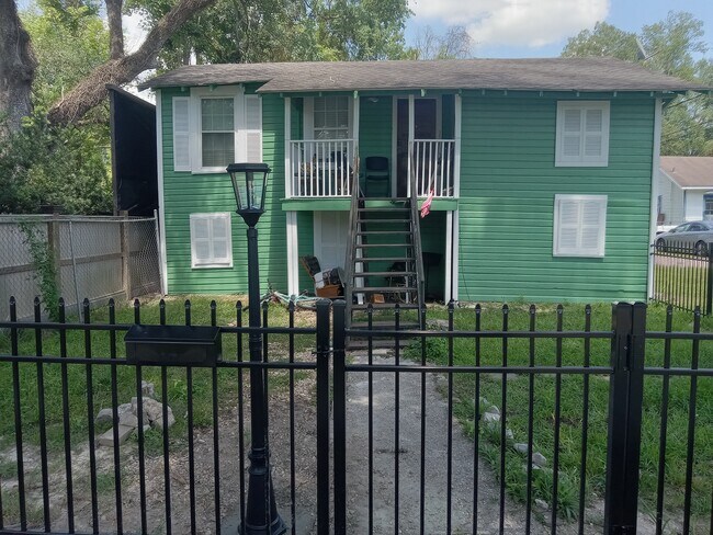 Olive St view - 104 N Olive St