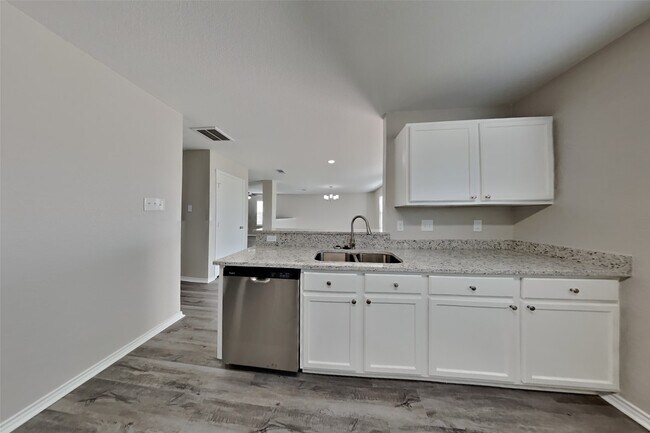 Photo - 20911 Hazy Bluff Ct