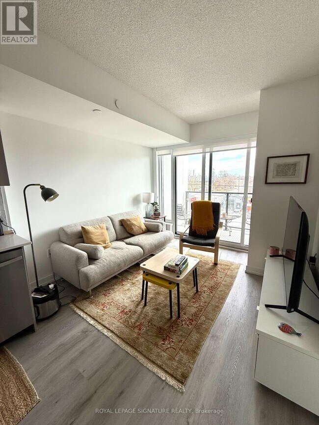 Photo - 556 Marlee Ave Unit 321