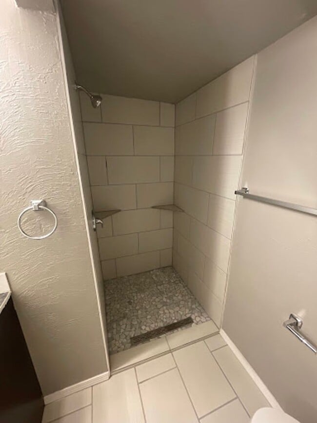 Photo - 3 bed 3 bath for rent with an additional 1 bed 1 bath mother-in-law house in rear of property.