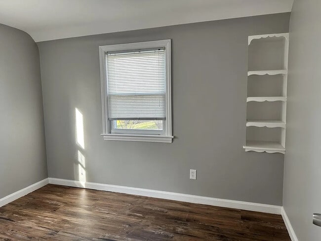 Photo - 3582 Northcliffe Rd