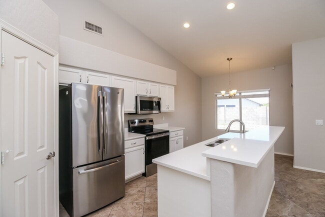 Photo - 3032 N Silverado