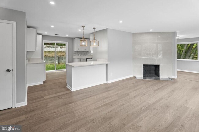 Photo - 5822 Brookview Dr