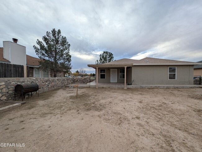 Photo - 5857 W Valley Cir