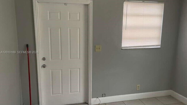 Photo - 5411 NW 22nd St Unit 5411
