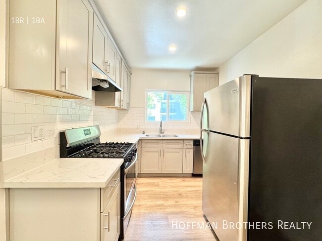 Photo - 859 S New Hampshire Ave Unidad 101