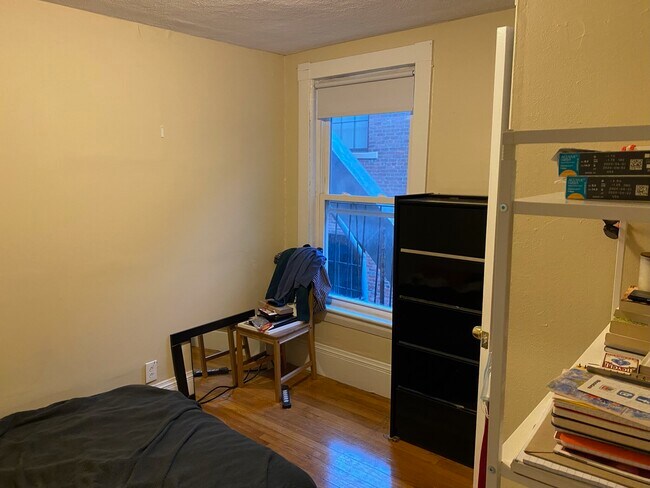 Photo - 288 Cambridge St Unit 4