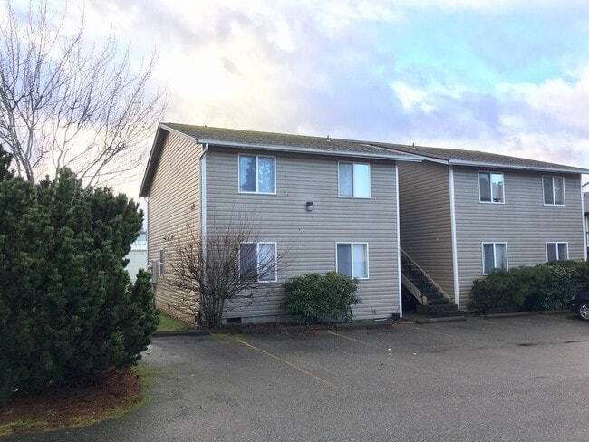 Photo - Conveniently Located 2 Bedroom in a Fourplex Unit Unit B1