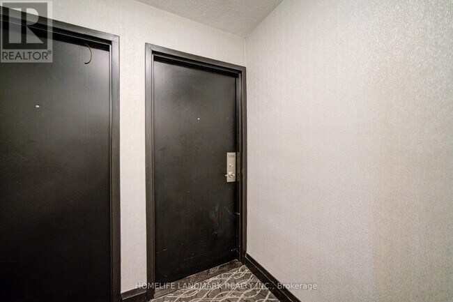 Photo - 2721 Victoria Park Ave Unit 1006