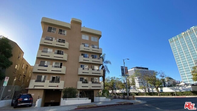 Building Photo - 701 S Kingsley Dr Unit 403 Rental