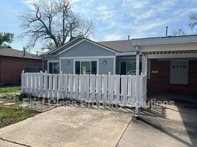 Photo - 4716 SE 27th St House