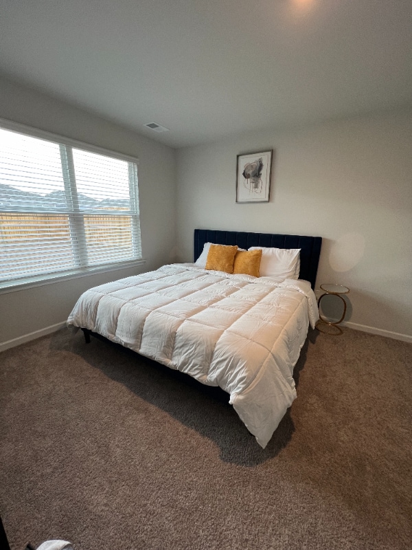 Photo - 8183 E Highcroft Dr NE