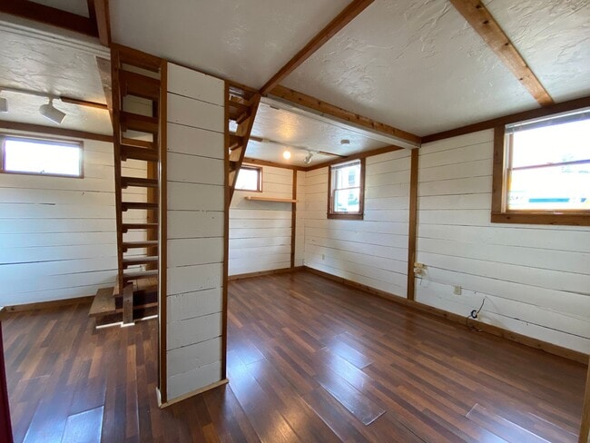 Photo - 515 S Fess Ave Unidad 515 1/2 Fess Ave