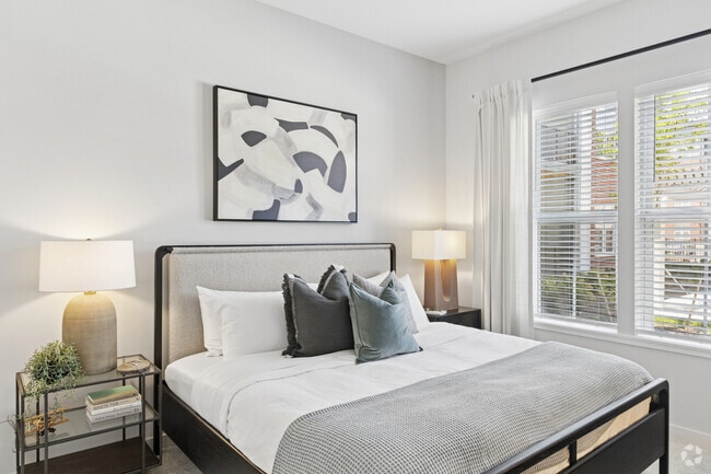 B2 - 2BR, 2BA - 1,148SF - Primary Bedroom