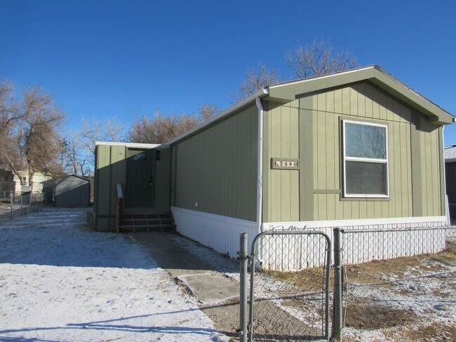 Building Photo - Gorgeous,Updated Mobile Home on Treed Lot
