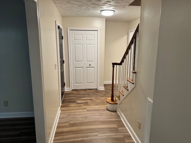 Photo - 200 Snead Rd