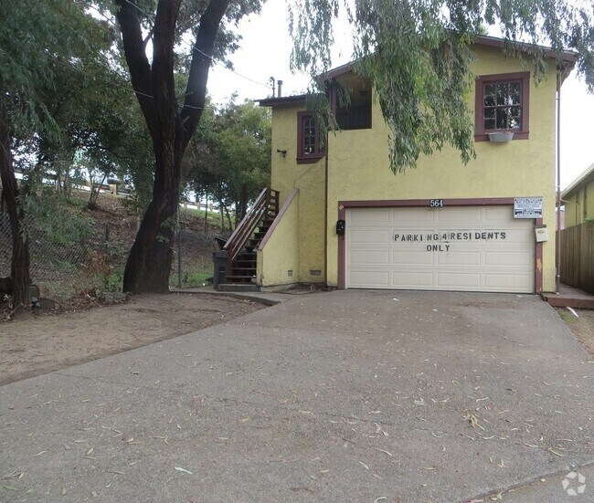 Building Photo - 564 44th St Unit 1 Rental
