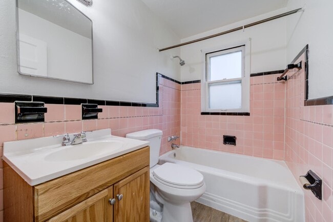 Photo - 7150 Manette Dr