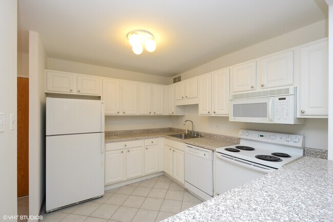 Photo - 211 E Ohio St Unit 804