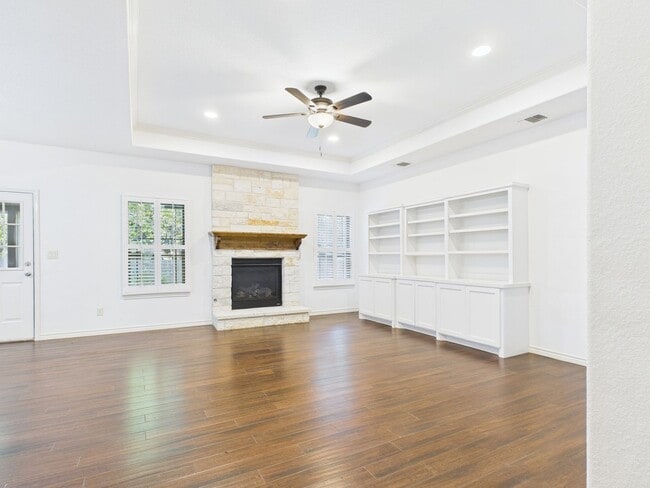 Photo - Sunroom Serenity & Backyard Bliss Retreat