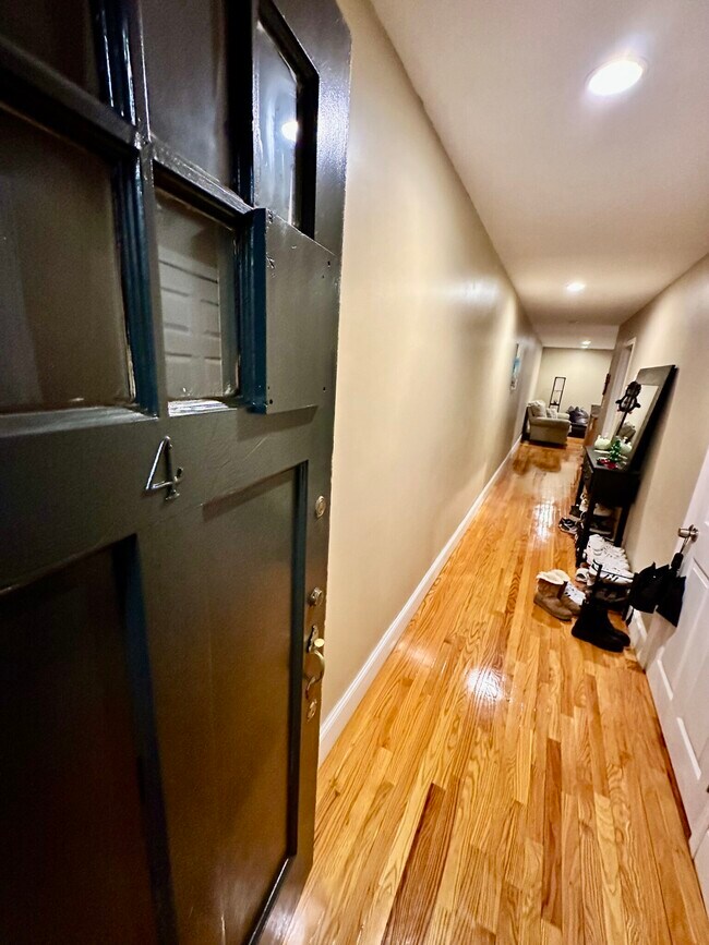 Photo - 76 Egmont St Unidad 4