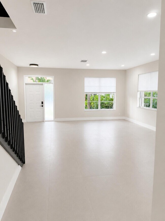Photo - 6170 NW 77th Pl