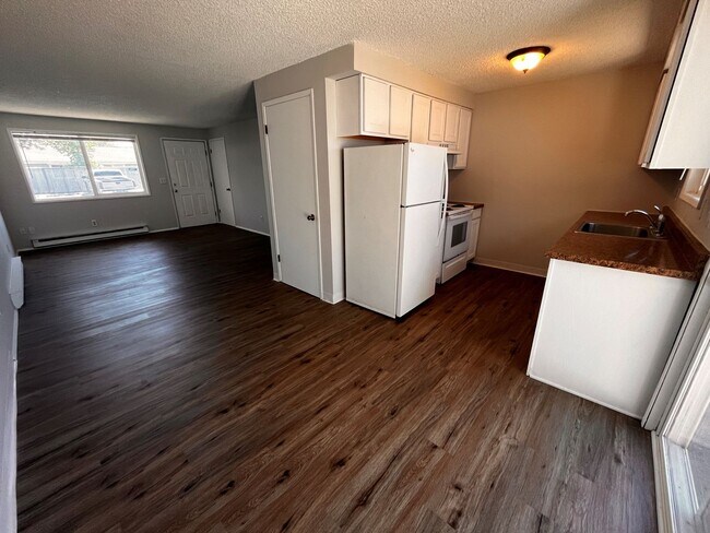 Photo - 22920 NE Halsey St Unidad 5