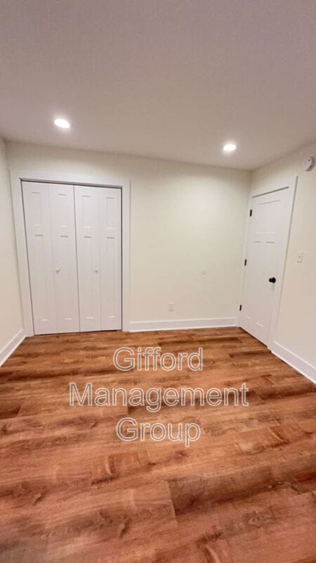 Photo - 9628-9632 12th Bay St