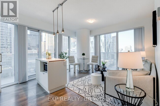 Photo - 100 Harbour St Unité 1604