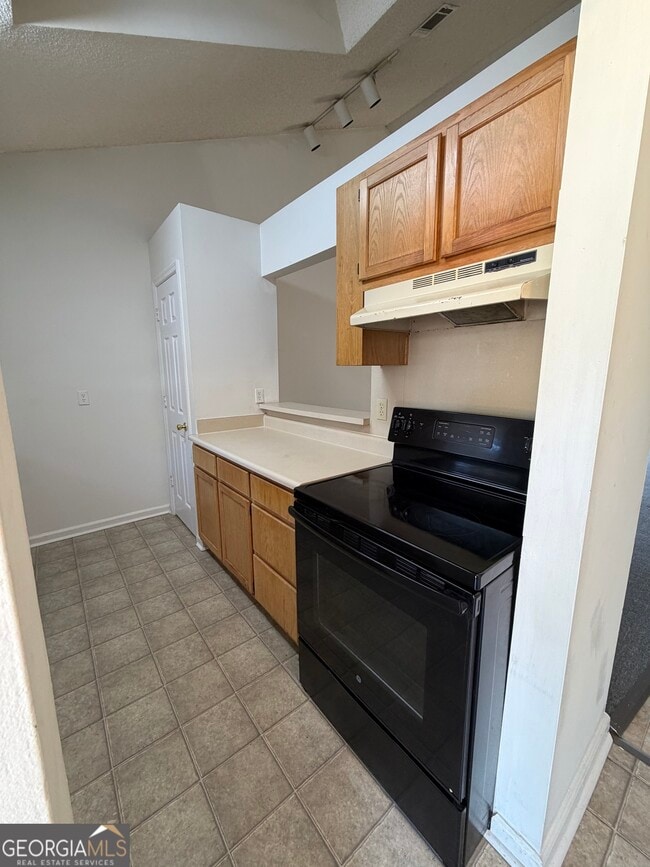 Photo - 303 Madison Ave