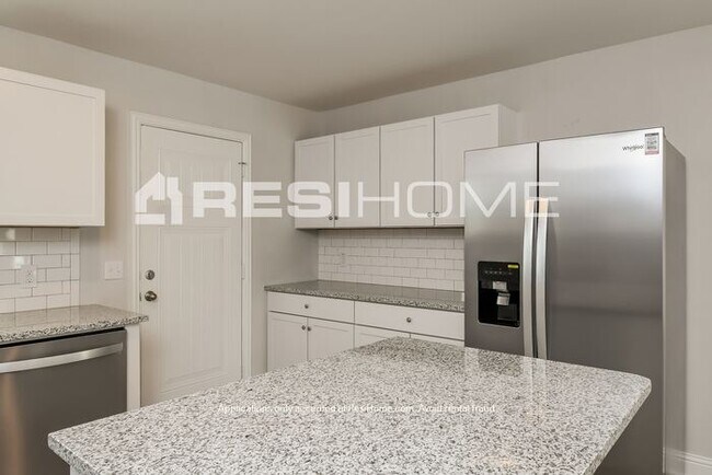 Photo - 6924 Tessla Drive