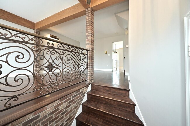 Photo - 44171 Paget Terrace