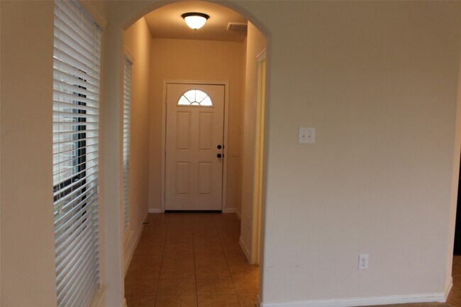 Photo - 6643 Sharpstone Creek Ln