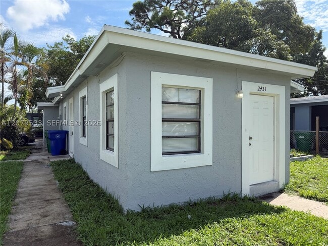 Photo - 2431 NW 9th St