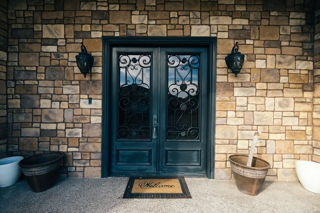 Photo - 302 Lake Clark Ct