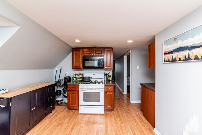 Photo - 1332 W Barry Ave Unit # 03