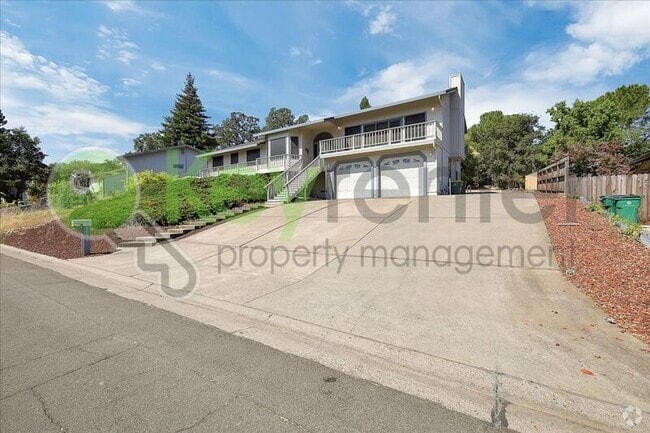 Building Photo - 3556 Mesa Verdes Dr Rental
