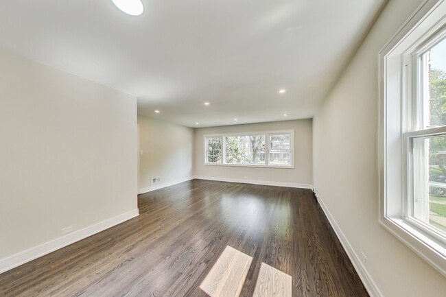 Photo - 4821 Crain St Unit 1