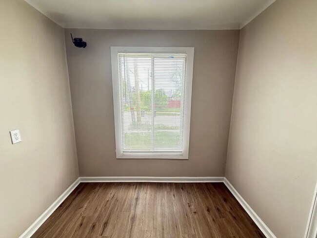 Photo - Fully Renovated Detroit Bungalow