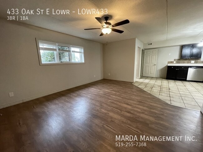 Photo - SPACIOUS 3 BED/1BATH UNIT IN LEAMINGTON +HYDRO, WATER & GAS! Unité LOWR433
