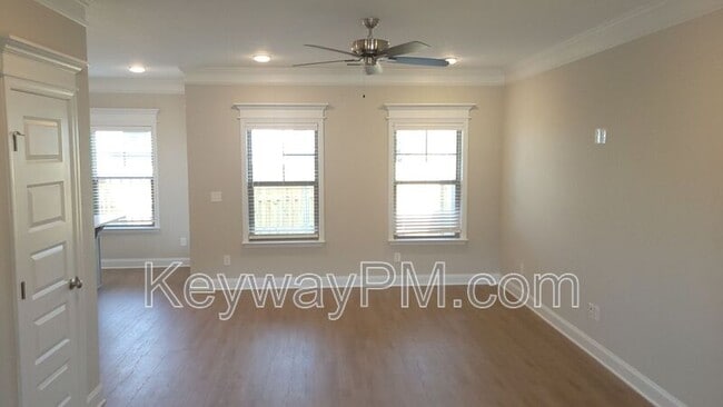 Photo - 1115 Jolly Ln