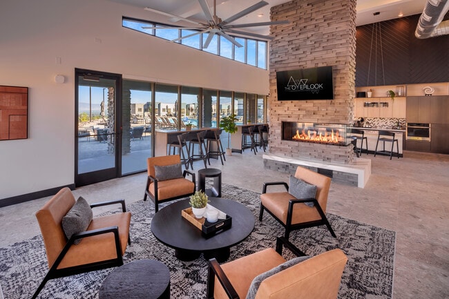 Building Photo - The Overlook at Keystone Canyon