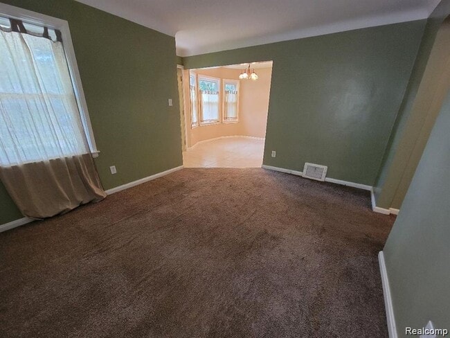 Photo - 15801 Centralia
