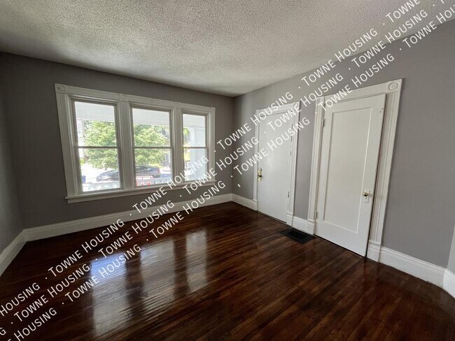 Photo - 305 15th St Unidad Lower Front