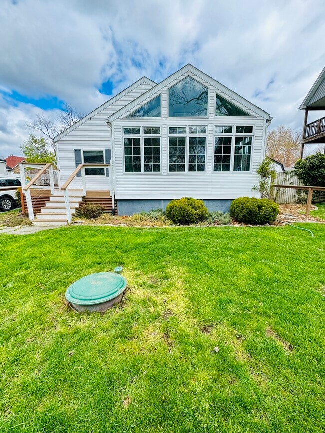402 Lakeview Ave